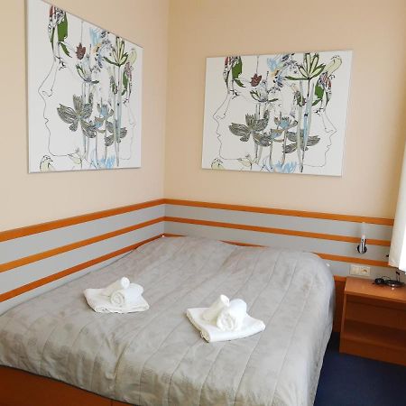 Hotel Air Holíč Dış mekan fotoğraf
