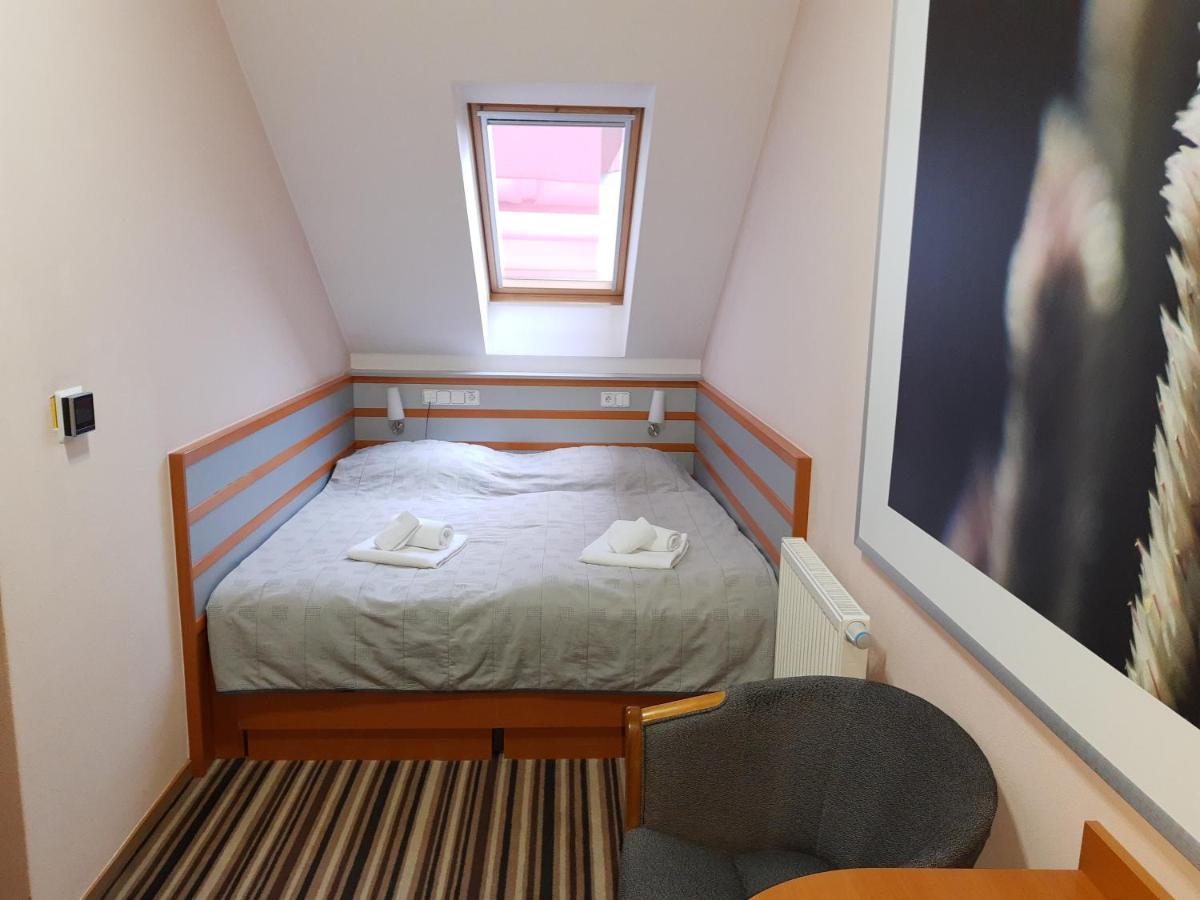 Hotel Air Holíč Dış mekan fotoğraf